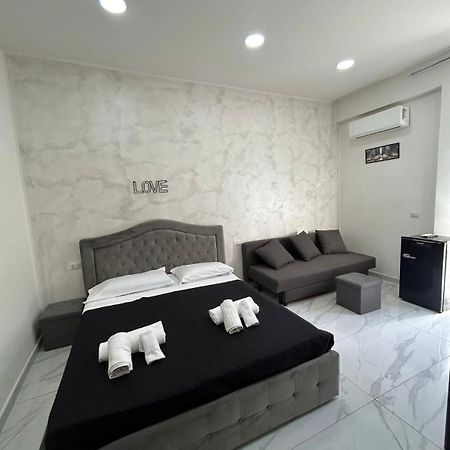 Ferienwohnung Terrazza Luxury Valentino Neapel Exterior foto