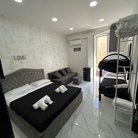 Ferienwohnung Terrazza Luxury Valentino Neapel Exterior foto