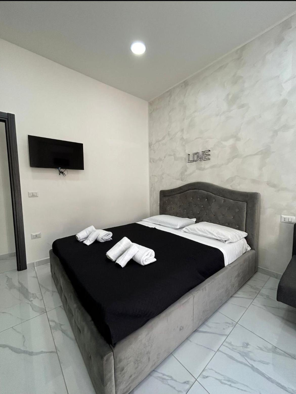 Ferienwohnung Terrazza Luxury Valentino Neapel Exterior foto