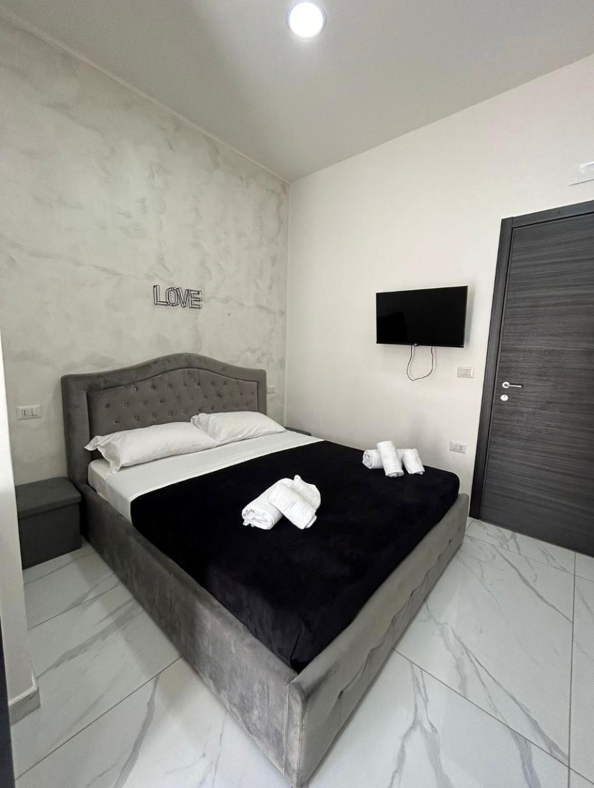 Ferienwohnung Terrazza Luxury Valentino Neapel Exterior foto